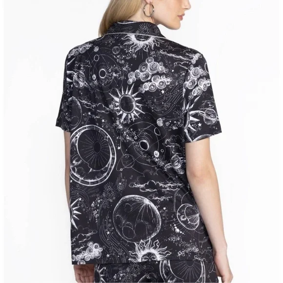 JOHNNY WAS MINA XL THE SHORT PJ CELESTIAL SLEEP SHIRT SUN MOON STARS NWT RARE!